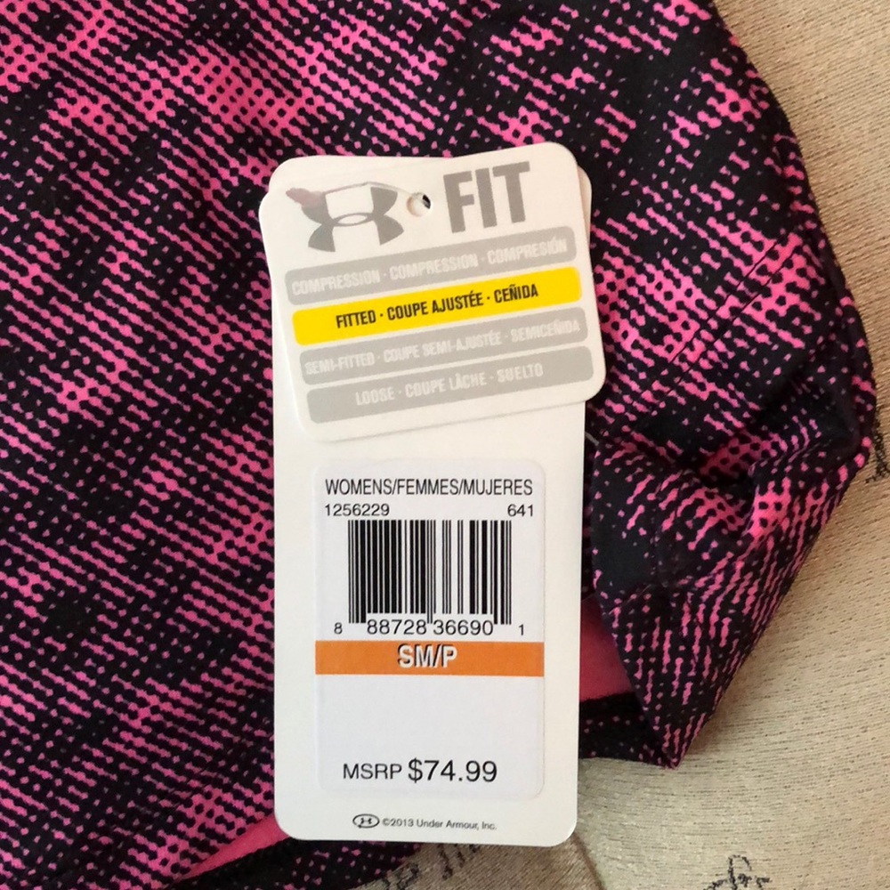 NWT Under Armour pink/black jacket size small - Picture 3 of 7